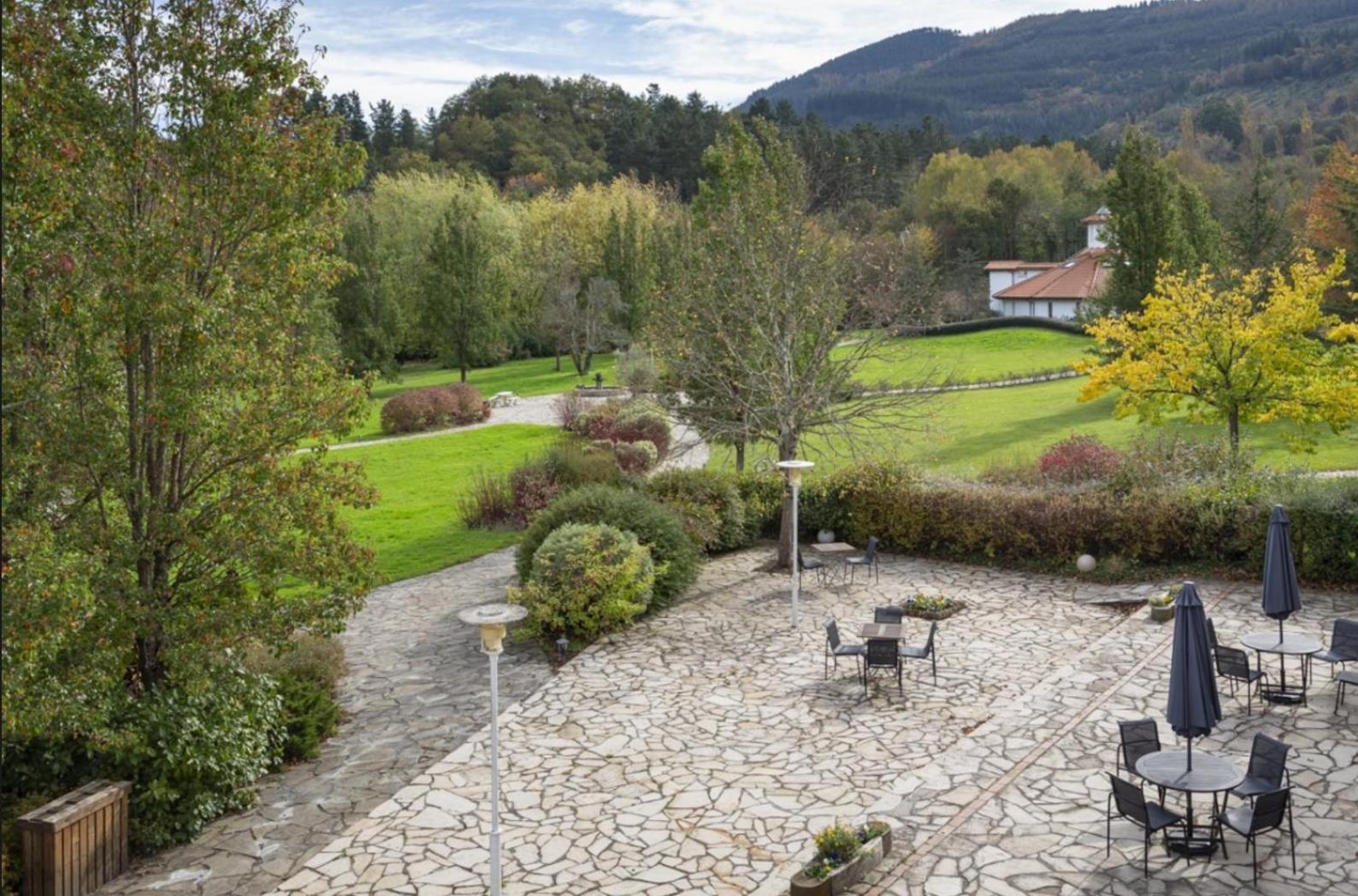 Amalurra Ecohotel & Retreat Center Laiseca Exteriör bild